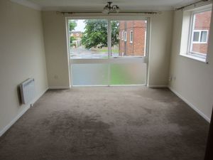 Lounge- click for photo gallery